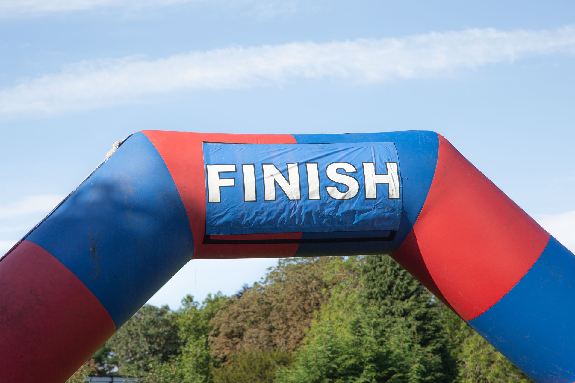 An inflatable finish line arch that is outside